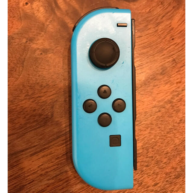 Nintendo Switch(ニンテンドースイッチ)のNintendo Switch Joy-Con (L) ネオンブルー ジャンク品 エンタメ/ホビーのゲームソフト/ゲーム機本体(その他)の商品写真