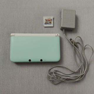 ニンテンドー3DS(ニンテンドー3DS)のニンテンドー3DS LL本体 ソフト付き(家庭用ゲーム機本体)