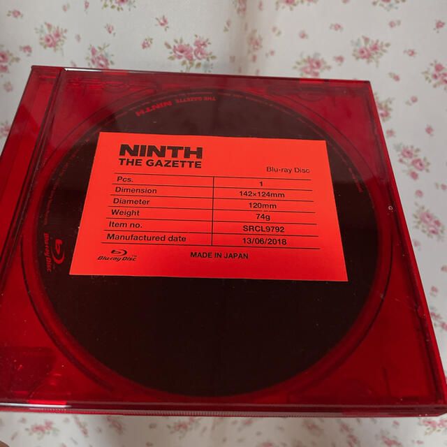 the GazettE NINTH サイン入り　初回限定版 チケットの音楽(V-ROCK/ヴィジュアル系)の商品写真