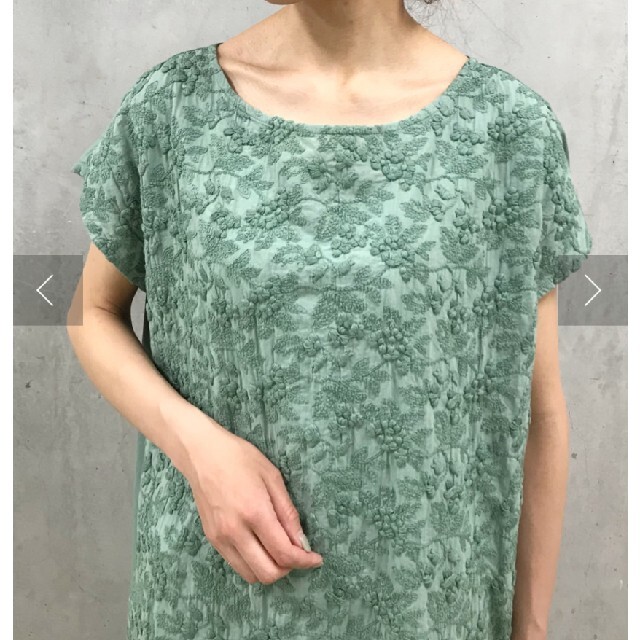 新品ビアズリー フロント駿河 刺繍ワンピース 緑グリーン 1大きいサイズ