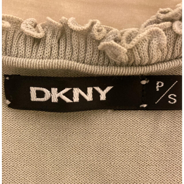 DKNY(ダナキャランニューヨーク)のダナキャラン　サマーニット　グレー レディースのトップス(Tシャツ(半袖/袖なし))の商品写真