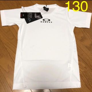 オークリー(Oakley)のTシャツ　Tシャツ　オークリー130 キッズ130Tシャツ　キッズサッカー(Tシャツ/カットソー)