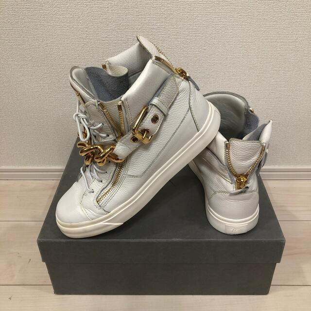 GIUZEPPE ZANOTTI(ジュゼッペザノッティ)のジュゼッペザノッティ ゴールド  チェーン ハイカット  スニーカー　美品 メンズの靴/シューズ(スニーカー)の商品写真