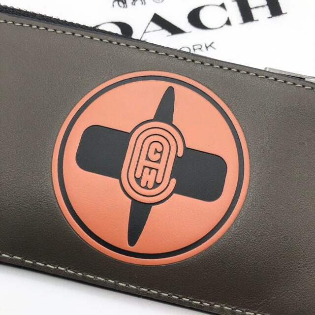 COACH(コーチ)の【COACH X M.B.J☆ NARUTO】完売品！新品！パスケース！男女兼用 メンズのファッション小物(名刺入れ/定期入れ)の商品写真