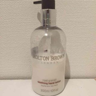 ロクシタン(L'OCCITANE)のMOLTON BROWNのハンドクリーム(ハンドクリーム)