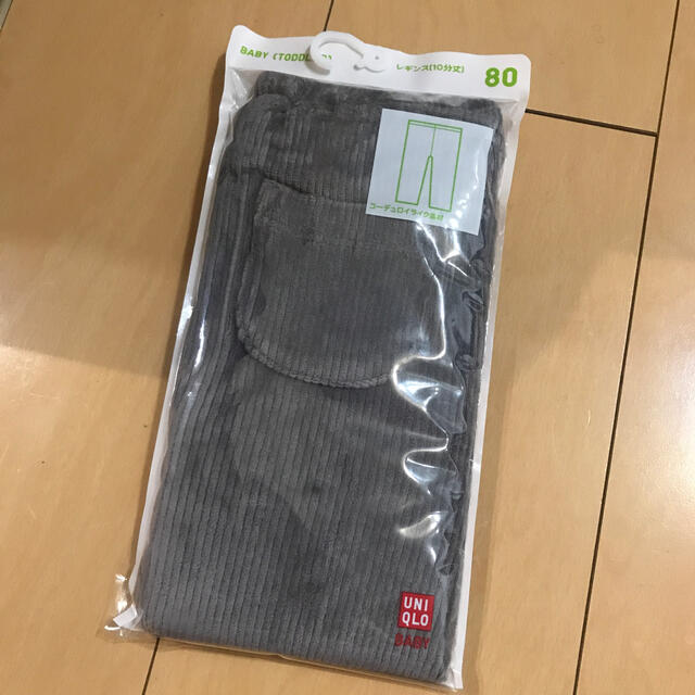 UNIQLO(ユニクロ)の★新品　ユニクロ　80 レギンス　コーデュロイ　チャコールグレー キッズ/ベビー/マタニティのベビー服(~85cm)(パンツ)の商品写真