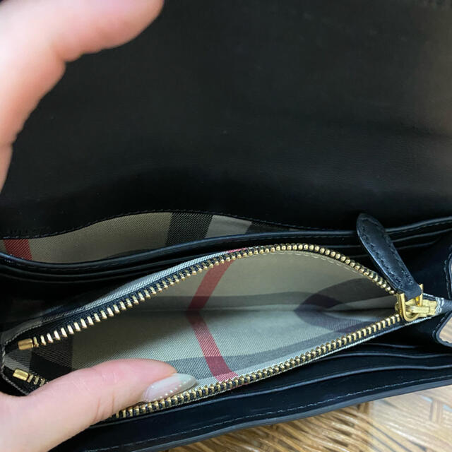 BURBERRY(バーバリー)の【再値下げ】BURBERRY レザー財布 レディースのファッション小物(財布)の商品写真