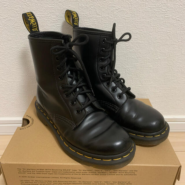 Dr.Martens(ドクターマーチン)のドクターマーチン 8ホール ブーツ ブラック レディースの靴/シューズ(ブーツ)の商品写真