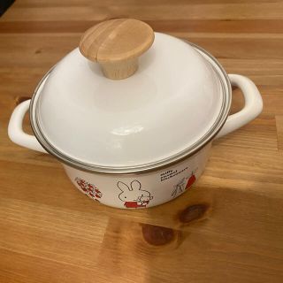 ルクルーゼ(LE CREUSET)のホーロー鍋　ミッフィー　ホーロー両手鍋 エマイル 15ｃｍ　新品(鍋/フライパン)