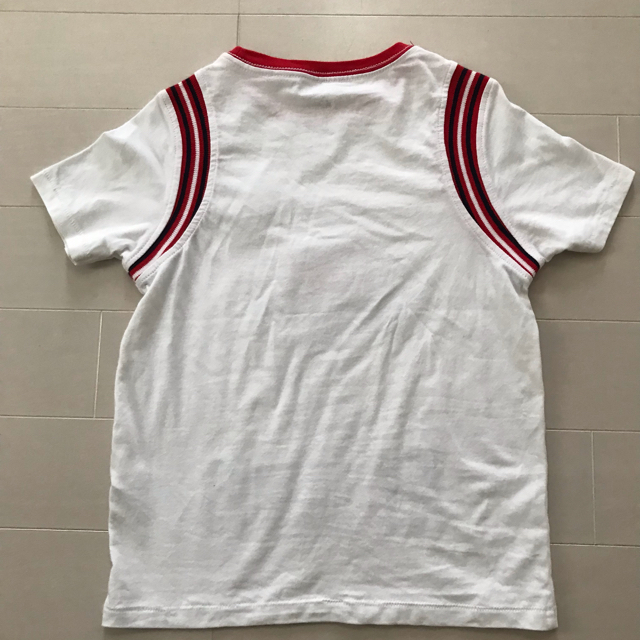 TOMMY HILFIGER(トミーヒルフィガー)の専用　トミーヒルヒィガー　2枚 キッズ/ベビー/マタニティのキッズ服男の子用(90cm~)(Tシャツ/カットソー)の商品写真