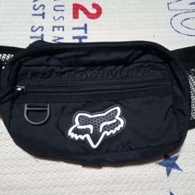FOXRACING　ボディバッグ　黒 メンズのバッグ(ボディーバッグ)の商品写真