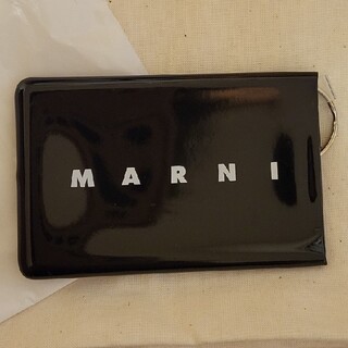 マルニ(Marni)の【新品】MARNI ノベルティ　カードケース(ノベルティグッズ)