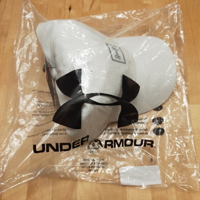 UNDER ARMOUR(アンダーアーマー)のmitu様専用 UNDER ARMOR 帽子 新品未使用 メンズの帽子(キャップ)の商品写真