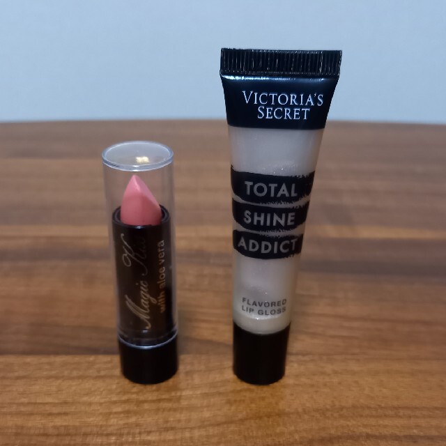 Victoria's Secret(ヴィクトリアズシークレット)のリップグロス/リップ コスメ/美容のベースメイク/化粧品(リップグロス)の商品写真