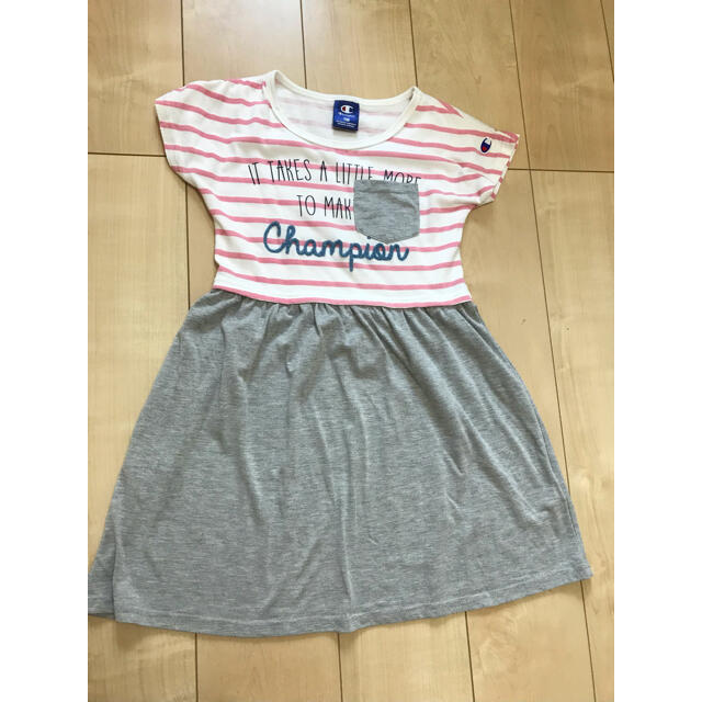 Champion(チャンピオン)のチャンピオン　130サイズ　ワンピース　ピンクボーダー　女の子　子供服　半袖 キッズ/ベビー/マタニティのキッズ服女の子用(90cm~)(ワンピース)の商品写真