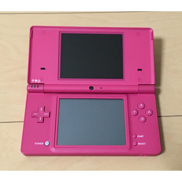 任天堂(ニンテンドウ)の任天堂 DSi 本体☆ピンク美品 エンタメ/ホビーのゲームソフト/ゲーム機本体(家庭用ゲーム機本体)の商品写真