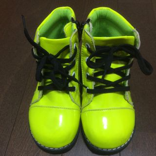 15.0 靴(スニーカー)