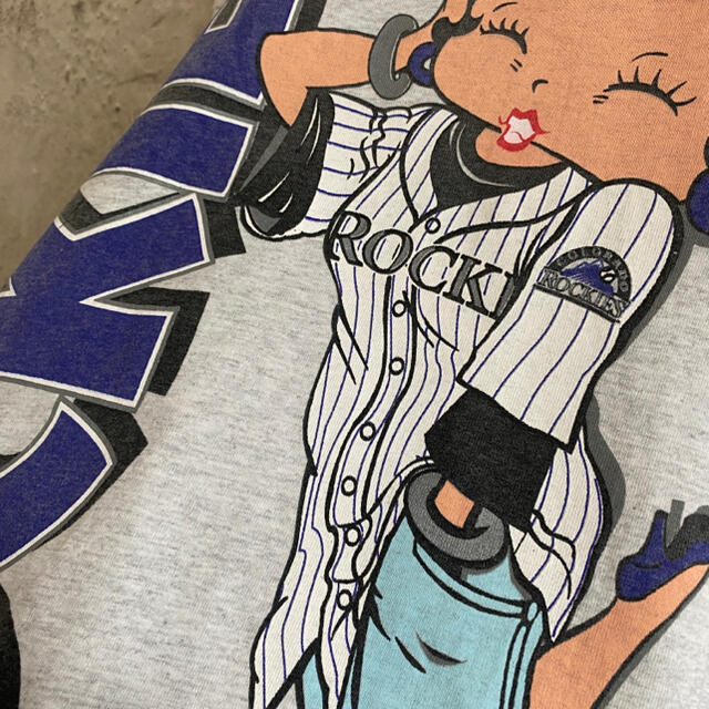 格安豊富な Anvil Tシャツ 半袖 プリント 霜降り 古着の通販 by 古着屋Catwalk ｜アンビルならラクマ - 94年製 USA製 XL MLB ベティ 通販最安値