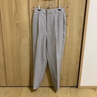 ジーユー(GU)のGU クロップドパンツ　グレー(クロップドパンツ)