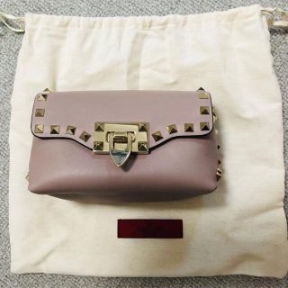 ヴァレンティノ(VALENTINO)のヴァレンティノショルダーバッグ　クラッチ　ミニバッグ　ポーチ　ピンク(ショルダーバッグ)