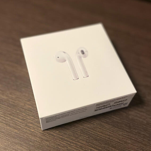 ヘッドフォン/イヤフォンair pods with charging case