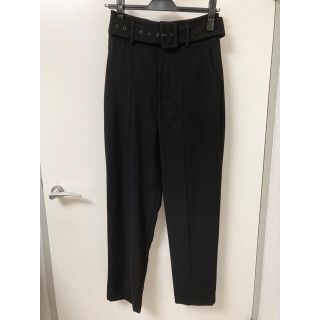 ザラ(ZARA)のＹ2C様専用　ZARA ベルト付きテーパードパンツ(クロップドパンツ)