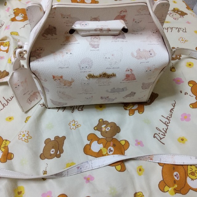 franche lippee(フランシュリッペ)のねこ図鑑 猫図鑑 ケーキ ケーキ箱型バッグ レディースのバッグ(ショルダーバッグ)の商品写真