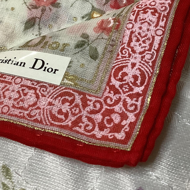 Christian Dior(クリスチャンディオール)のクリスチャンディオール　CD ハンカチ　色違い2枚　未使用品　 レディースのファッション小物(ハンカチ)の商品写真