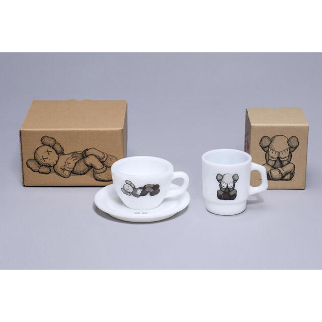 キッチン/食器KAWS TOKYO FIRST 会場限定 ファイヤーキング　2個セット