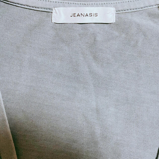 JEANASIS(ジーナシス)の美品 ジーナシス JEANASIS カットソー Vネック 半袖  まとめ割あり レディースのトップス(カットソー(半袖/袖なし))の商品写真