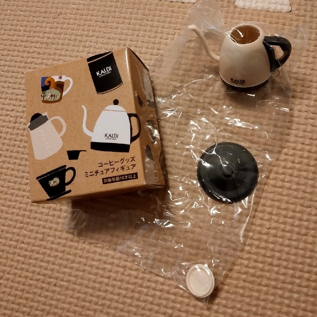 KALDI(カルディ)の【非売品】KALDI　ミニチュア　コーヒーポット ハンドメイドのおもちゃ(ミニチュア)の商品写真