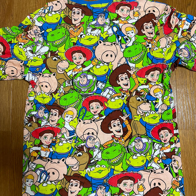 Disney(ディズニー)のディズニーTシャツ メンズのトップス(Tシャツ/カットソー(半袖/袖なし))の商品写真