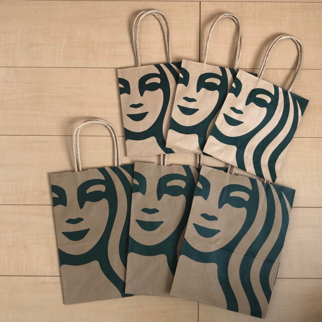 Starbucks Coffee(スターバックスコーヒー)のSTARBUCKS☆紙袋（2種×3枚） エンタメ/ホビーのコレクション(その他)の商品写真