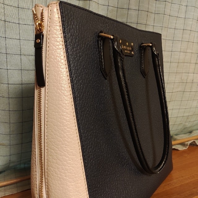 kate spade new york(ケイトスペードニューヨーク)のkate spade のトートバッグ レディースのバッグ(トートバッグ)の商品写真