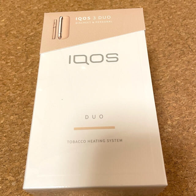 IQOS(アイコス)の【新品未開封】IQOS3 DUO 本体キット ブリリアントゴールド  メンズのファッション小物(タバコグッズ)の商品写真
