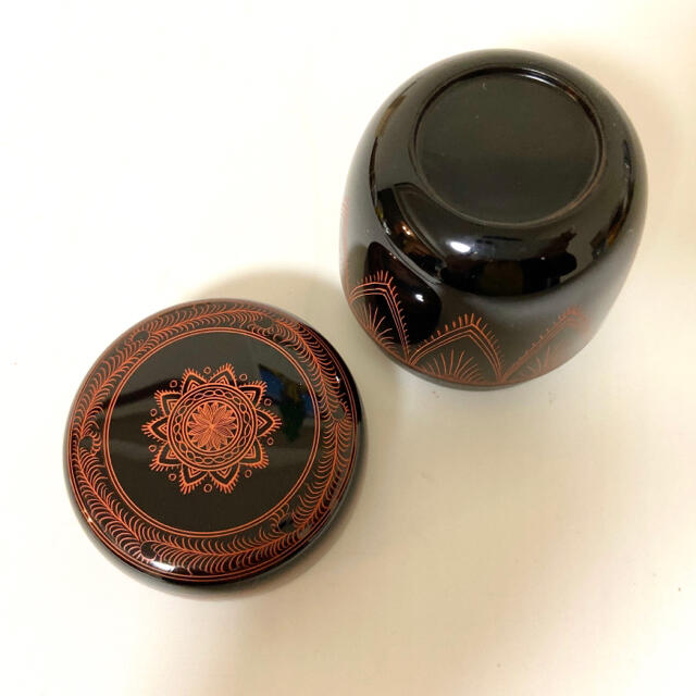 速達メール便送料無料 木製キンマ彫漆器 中棗 切合口 : 美術品 速達メール便送料無料 木製キンマ彫漆器 中棗 切合口 : 美術品