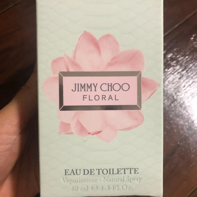 JIMMY CHOO(ジミーチュウ)のジミーチュウ　フローラル　香水 コスメ/美容の香水(香水(女性用))の商品写真