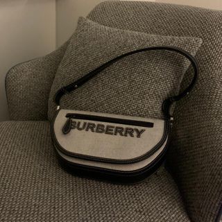 バーバリー(BURBERRY)の248,000円→180,000円！！BURBERRY オリンピアバッグ(ショルダーバッグ)