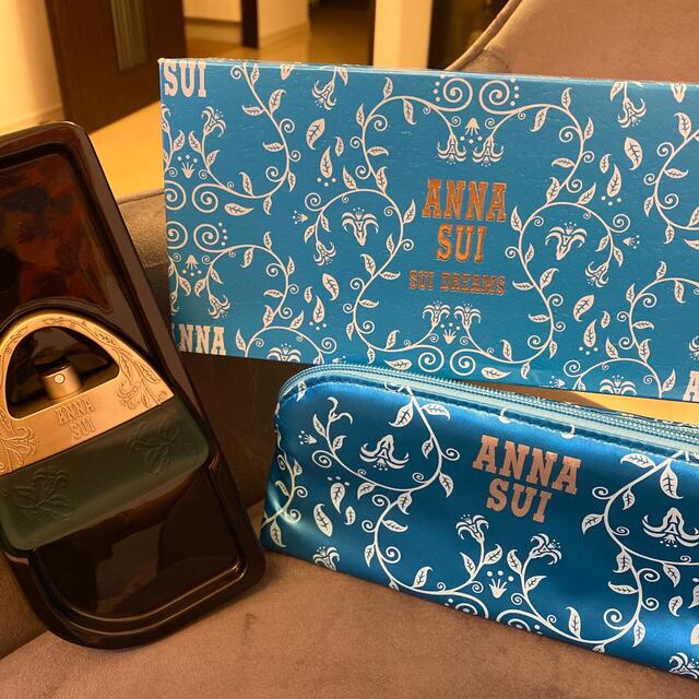 ANNA SUI(アナスイ)のANNA SUI 香水 ケース付 コスメ/美容の香水(香水(女性用))の商品写真