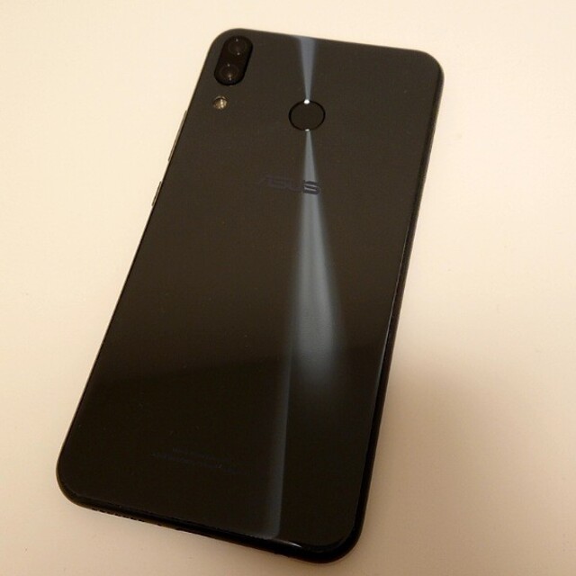 ASUS Zenfone5 ze620kl 国内版 シャイニーブラック