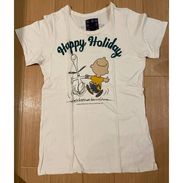 OLD BETTY'S(オールドベティーズ)の⭐︎オールドベティーズ　スヌーピーTシャツ レディースのトップス(Tシャツ(半袖/袖なし))の商品写真