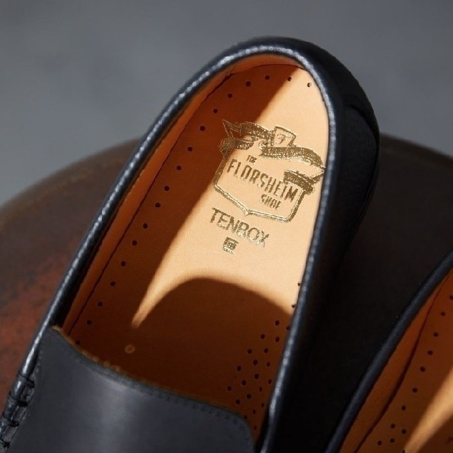 新品　TENBOX×FLORSHEIM　別注 COBRA VAMP  メンズの靴/シューズ(スリッポン/モカシン)の商品写真