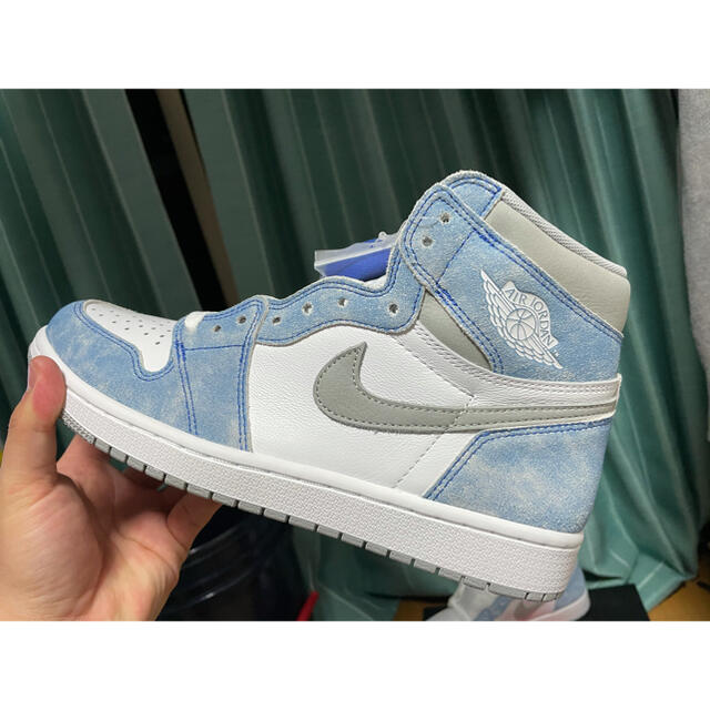 NIKE(ナイキ)のNIKE AIR JORDAN 1 HIGH OG "HYPER ROYAL" メンズの靴/シューズ(スニーカー)の商品写真