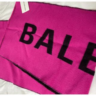 バレンシアガ(Balenciaga)の未使用品☆BALENCIAGA ピンク ロゴ ウールマフラー(マフラー/ショール)