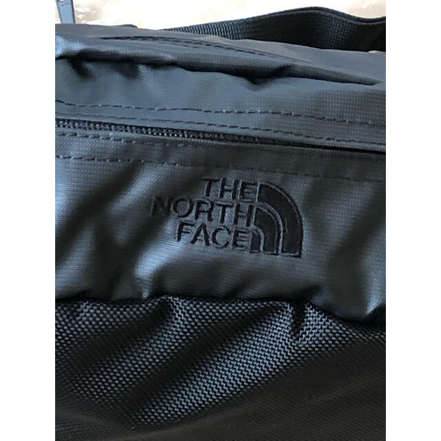 THE NORTH FACE(ザノースフェイス)のブラック×ブラック ★ノースフェイス★スウィープ ウエストポーチ ウエストバッグ メンズのバッグ(ボディーバッグ)の商品写真