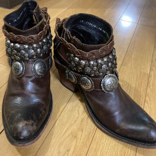 新品 タグ付 goa CORRAL Embossed ストラップショートブーツ+nikita.wp