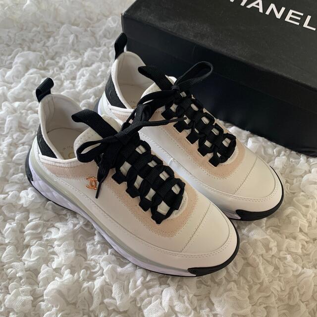 CHANEL スニーカー