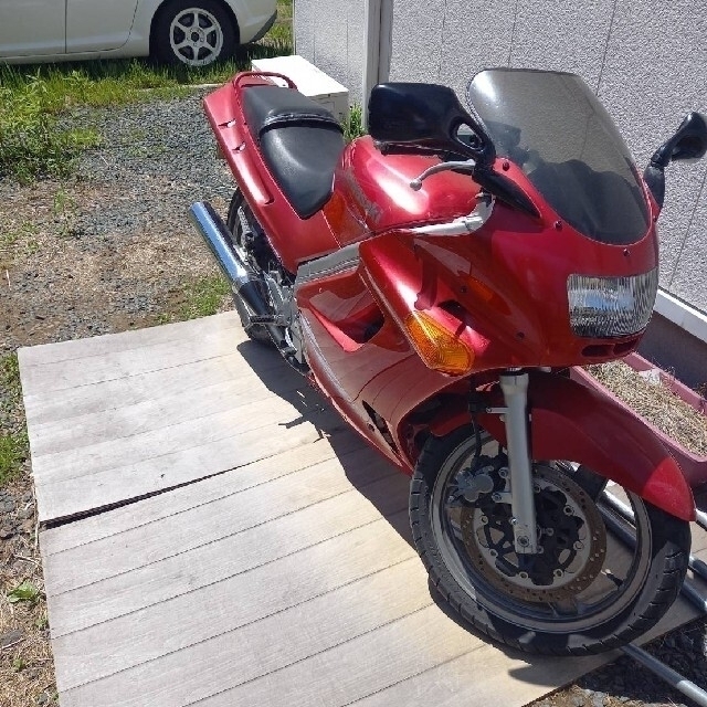 カワサキ(カワサキ)の不動車　カワサキZZR250 自動車/バイクのバイク(車体)の商品写真