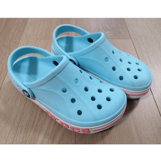 クロックス(crocs)の[にゃんち様専用] 19.5cm クロックス 水色 (J1)(サンダル)