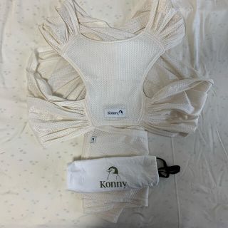 ベビービョルン(BABYBJORN)の⚫️専用⚫️ コニー抱っこ紐　サマーホワイト　xs(抱っこひも/おんぶひも)